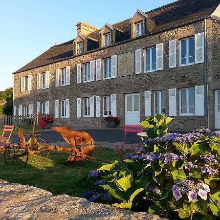 Hotel La Roche Du Marais Omonville-la-Petite Esterno foto