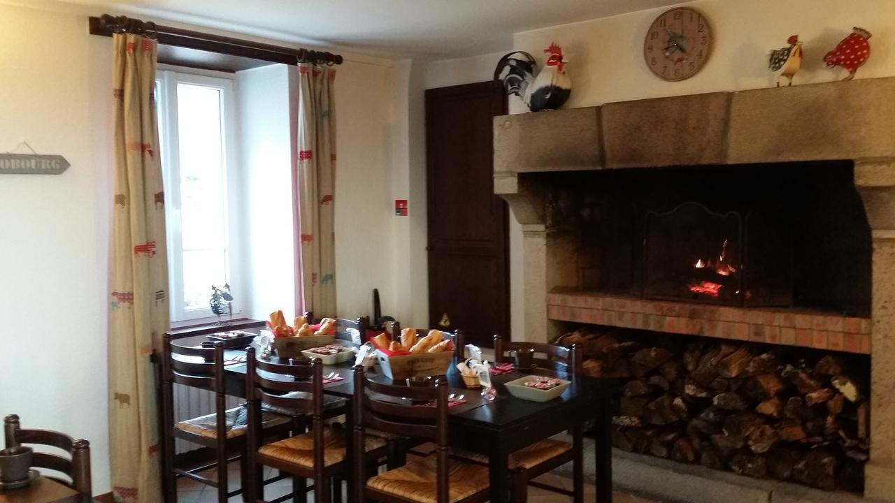 Hotel La Roche Du Marais Omonville-la-Petite Esterno foto