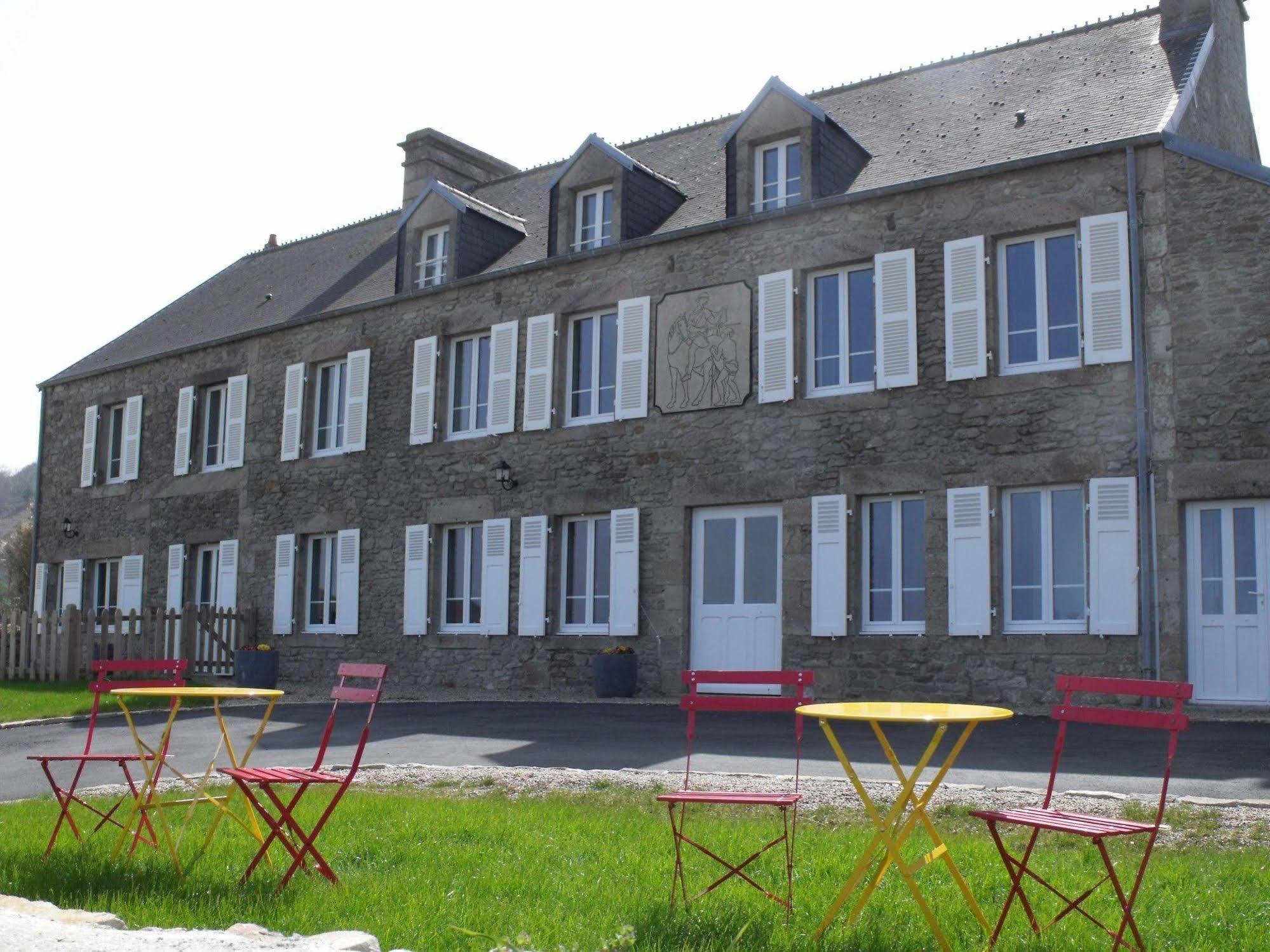 Hotel La Roche Du Marais Omonville-la-Petite Esterno foto