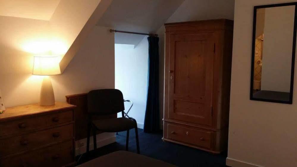 Hotel La Roche Du Marais Omonville-la-Petite Esterno foto
