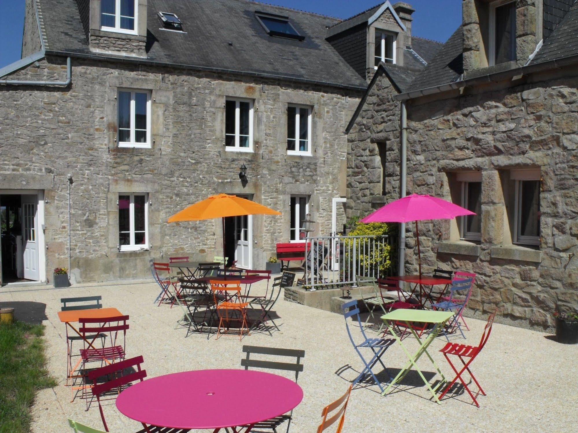 Hotel La Roche Du Marais Omonville-la-Petite Esterno foto